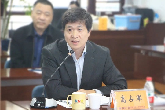 高占军1.jpg