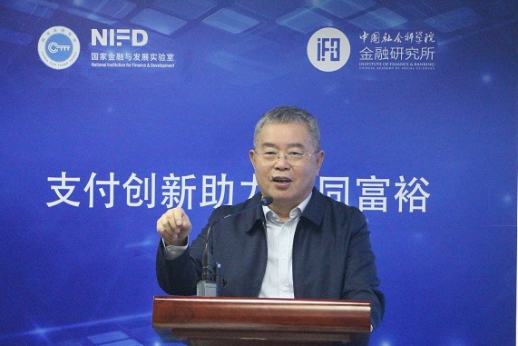 李扬1.jpg